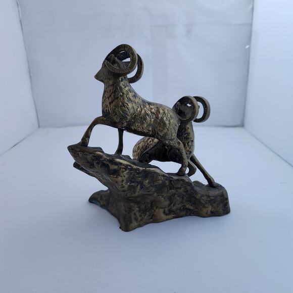 vintage brass sculpture mountain rams/bighorn - Picture 3 of 6